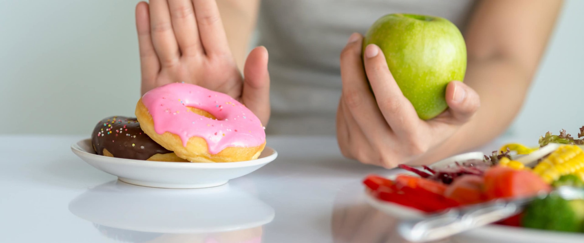Understanding Food Cravings: How to Overcome Cravings and Make Positive Changes in Your Diet